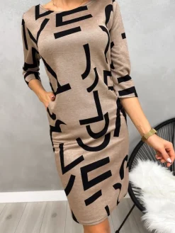 Beżowa Sukienka w Czarny Wzór 13207-296-A|Modna Kiecka Online