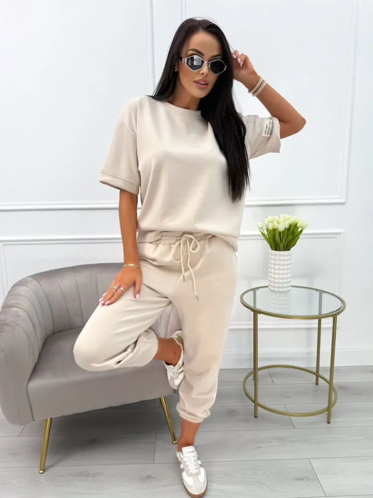 Beżowy Komplet Bluzka z Krótkim Rękawem + Spodnie 13939-360-A|Modna Kiecka Fashion