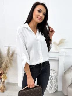 Biała Koszula Oversize z Naszywką 12079-422-A|Modna Kiecka New