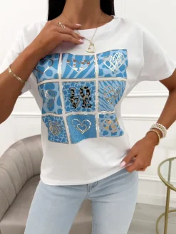 Biały Bawełniany T-shirt z Niebieskim Wzorem 13943-359-B|Modna Kiecka Online