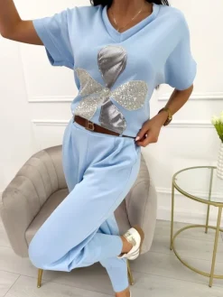 Błękitny Komplet z Ozdobną Aplikacją 13714-93-D|Modna Kiecka Fashion