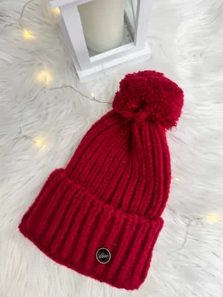 Bordowa Czapka z Pomponem 13301-334-A|Modna Kiecka New