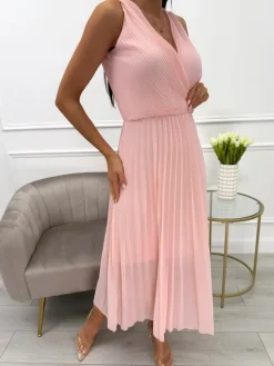 Brzoskwiniowa Plisowana Sukienka z Kopertowym Dekoltem  13869-500-B|Modna Kiecka Outlet