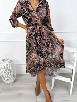 Brązowa Asymetryczna Sukienka w Zwierzęcy Wzór 12891-185-Q|Modna Kiecka Online