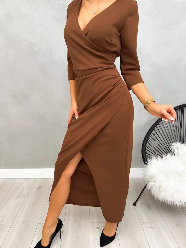 Brązowa Sukienka Maxi z Rozporkiem 13189-527-B|Modna Kiecka Fashion