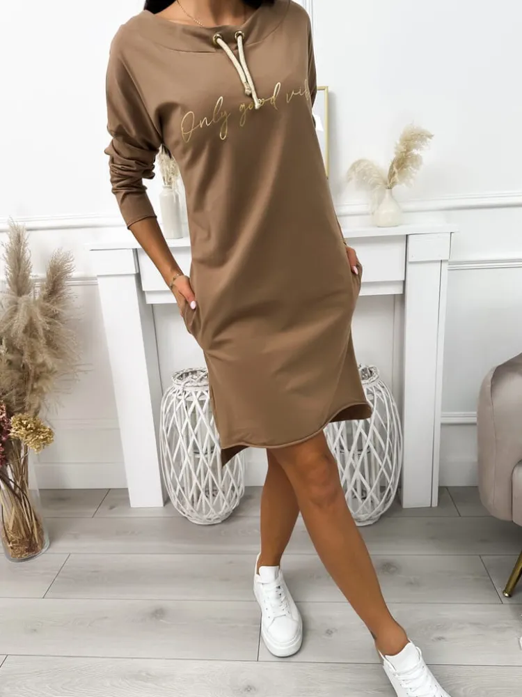 Brązowa Sukienka z Kieszeniami 11798-116-A|Modna Kiecka Sale