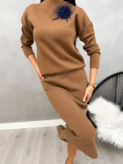 Brązowy Sweterkowy Komplet z Ozdobną Broszką 13204-513-C|Modna Kiecka Fashion