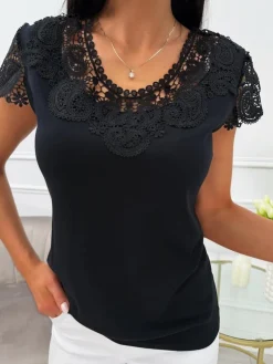 Czarna Bluzeczka z Koronką 13780-163-E|Modna Kiecka Fashion