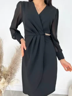 Czarna Kopertowa Sukienka z Łańcuszkiem 9225-08-B|Modna Kiecka Best