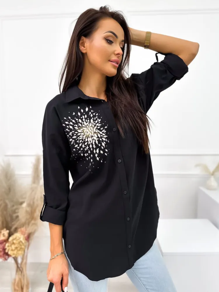 Czarna Koszula z Ozdobną Naszywką 10981-218-C|Modna Kiecka Sale