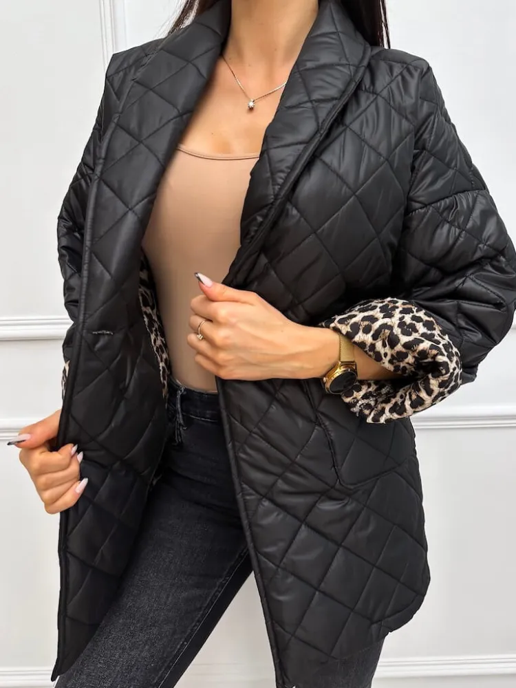 Czarna Pikowana Kurtka z Kieszeniami 13292-204-B|Modna Kiecka Discount