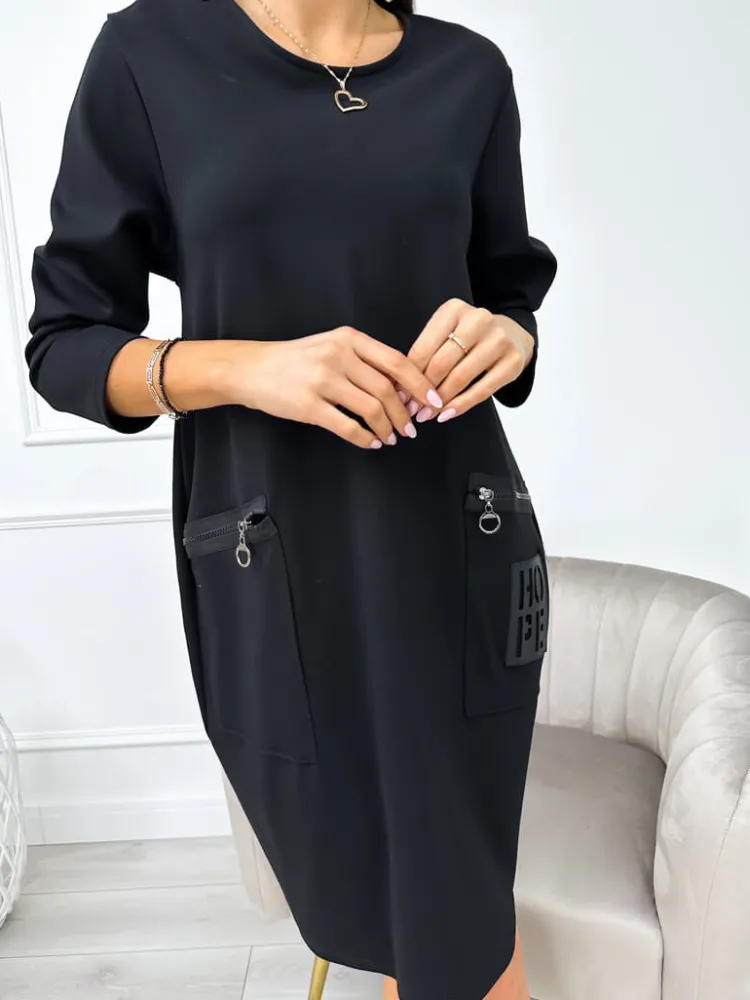 Czarna Sukienka Oversize z Kieszeniami 11202-302-A|Modna Kiecka New