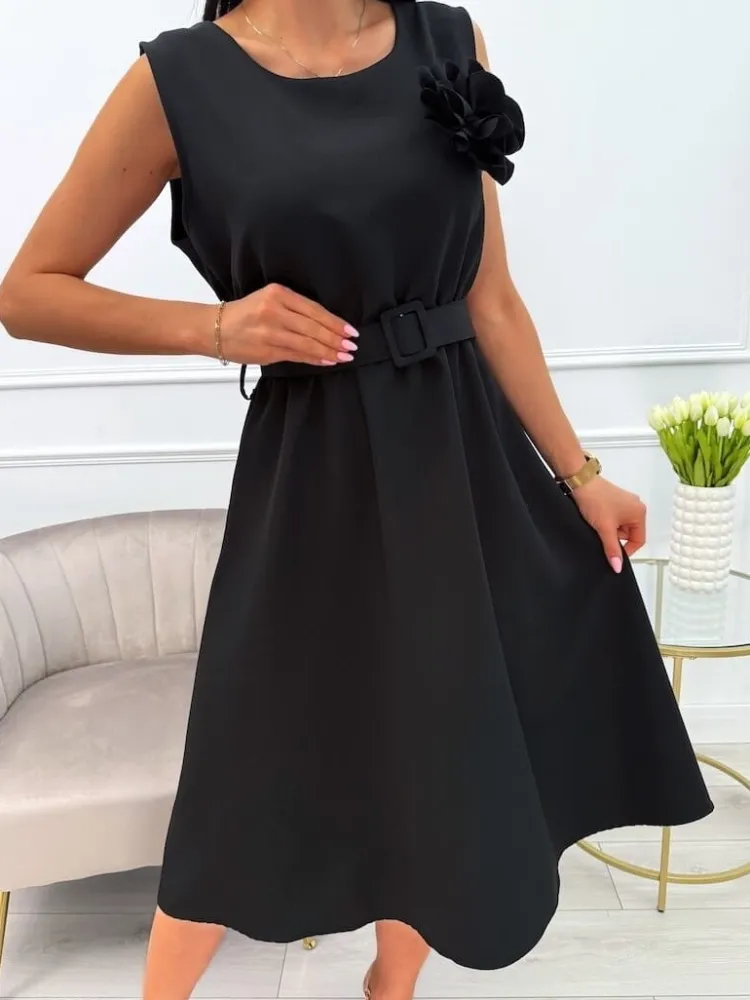 Czarna Sukienka z Broszką i Paskiem 13878-284-B|Modna Kiecka Fashion
