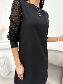 Czarna Sukienka z Ozdobnym Rękawem 11265-501-Q|Modna Kiecka Online