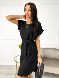 Czarna Sukienka z Paskiem 10004-129-D|Modna Kiecka Hot