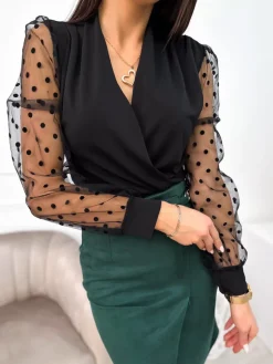 Czarne Body z Ozdobnym Rękawem 11189-518-Q|Modna Kiecka Outlet