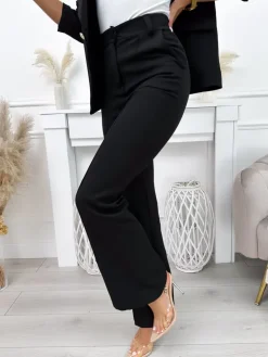 Czarne Spodnie z Rozszerzaną Nogawką 12006-206-C|Modna Kiecka Fashion