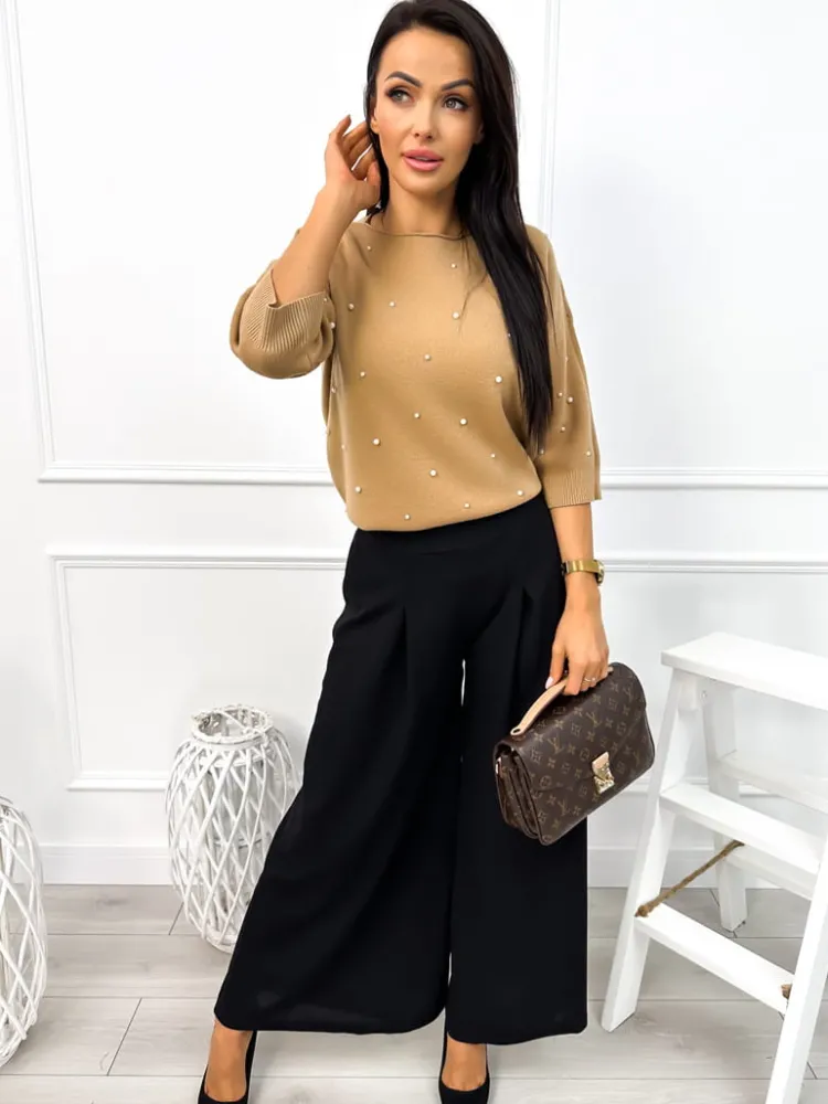Czarne Spodnie z Rozszerzaną Nogawką 11890-318-Q|Modna Kiecka Fashion