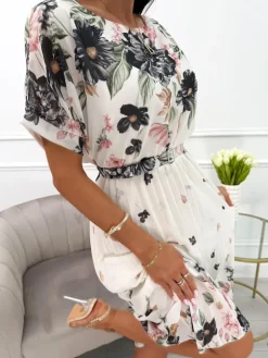 Czarno-Kremowa Sukienka z Motywem Kwiatowym i Paskiem 13961-80-A|Modna Kiecka Fashion