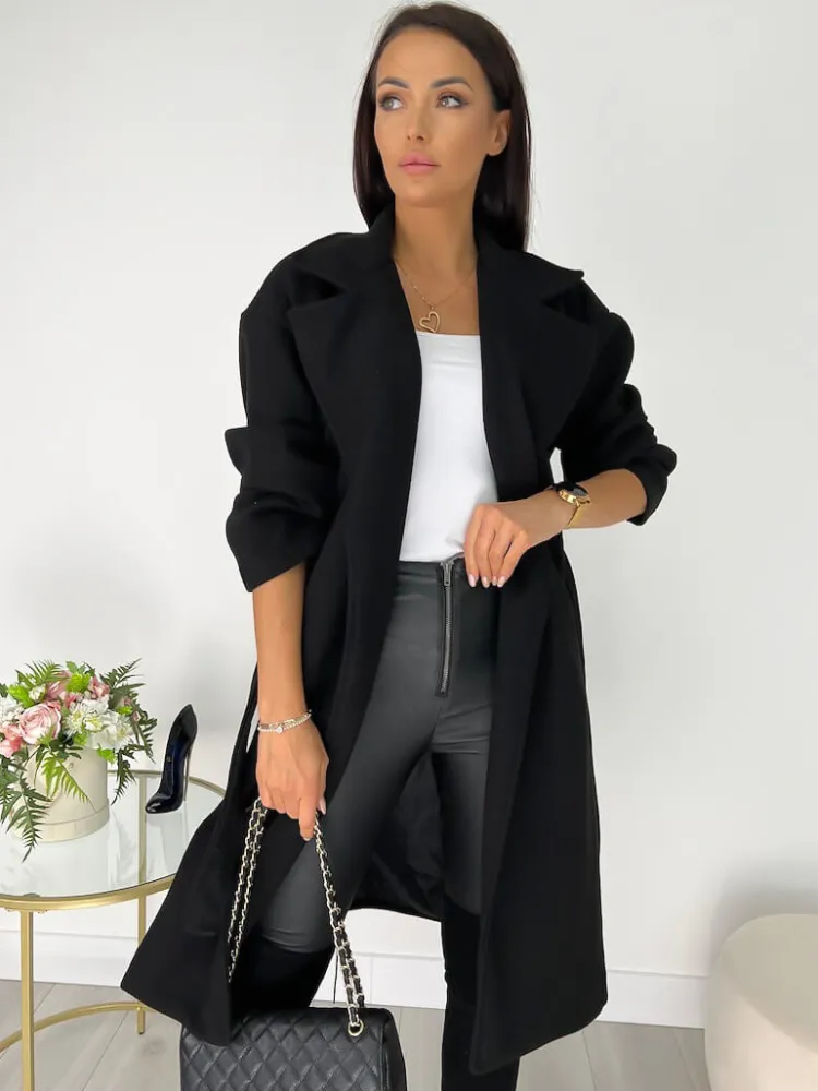 Czarny Płaszcz z Paskiem 6892-137-B|Modna Kiecka New