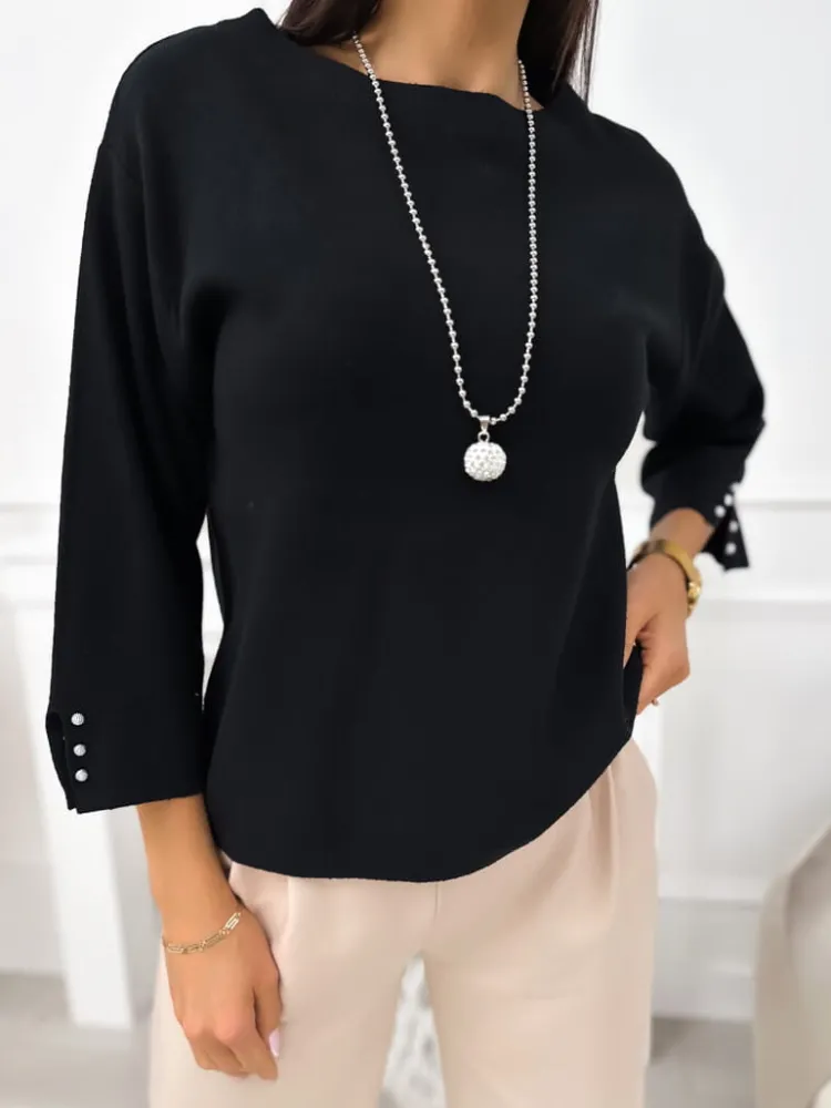 Czarny Sweterek z Wisiorkiem 11403-234-C|Modna Kiecka Fashion