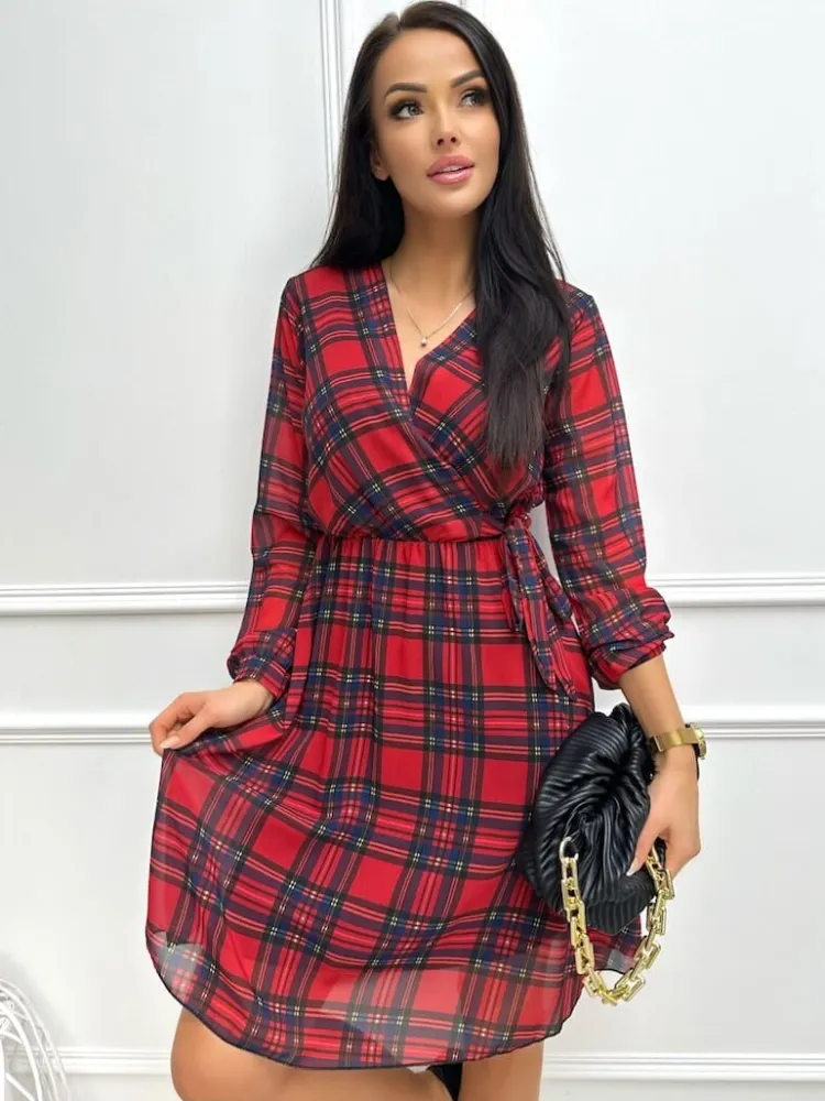 Czerwona Sukienka w Kratę z Wiązaniem 13393-329-Q|Modna Kiecka Hot