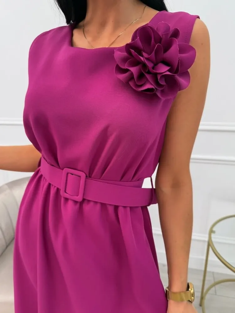 Fioletowa Sukienka z Broszką i Paskiem 13878-284-C|Modna Kiecka Outlet