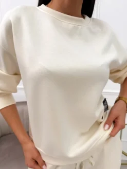 Jasnobeżowa Bluza z Naszywką 13748-131-B|Modna Kiecka Hot