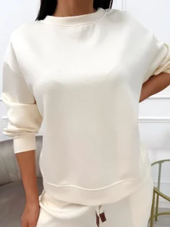 Jasnobeżowa Bluza z Naszywką 13748-131-B|Modna Kiecka Hot