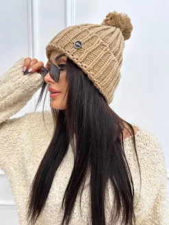 Jasnobrązowa Czapka z Pomponem 13301-334-F|Modna Kiecka Discount