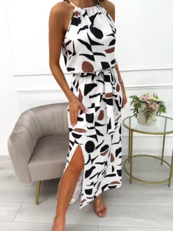 Kremowa Sukienka w Czarny Wzór z Rozporkiem 14055-39-B|Modna Kiecka Fashion