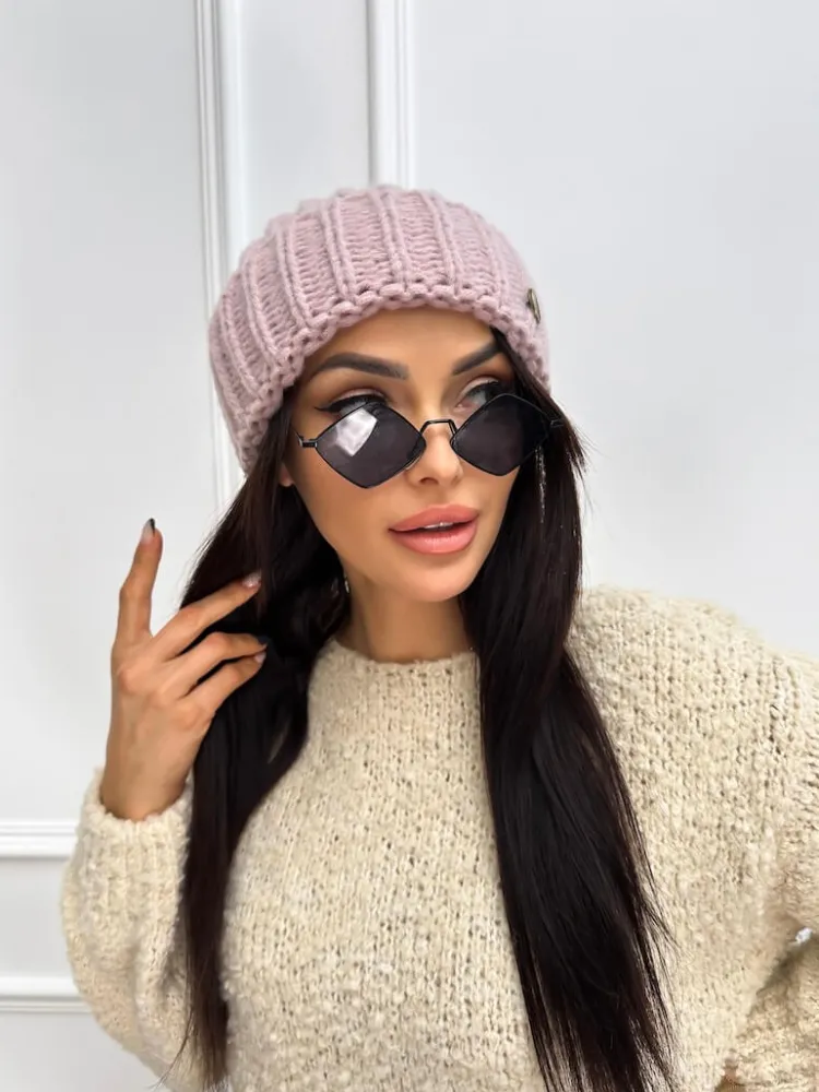 Lawendowa Czapka z Pomponem 13301-334-H|Modna Kiecka Outlet